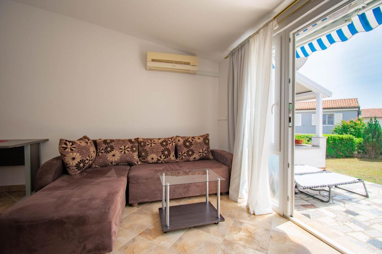 Apartments Betty Borik Rovinj Exterior photo