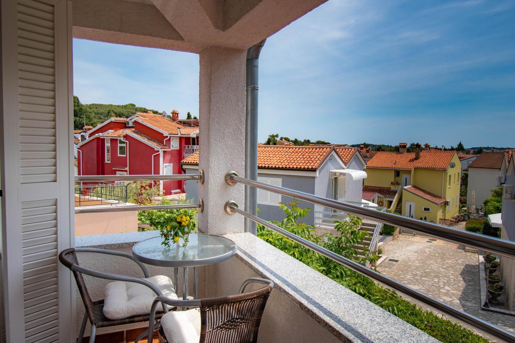 Apartments Betty Borik Rovinj Exterior photo